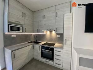 Prodej bytu 1+kk, Ostrava, Podroužkova, 30 m2
