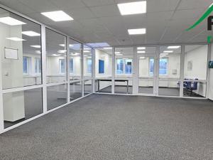 Pronájem výrobních prostor, Planá, Průmyslová, 2247 m2