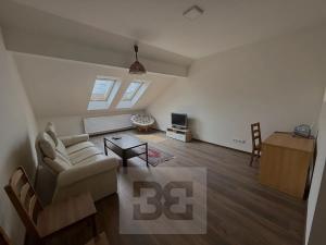 Pronájem bytu 3+kk, Praha - Vinohrady, Korunní, 75 m2