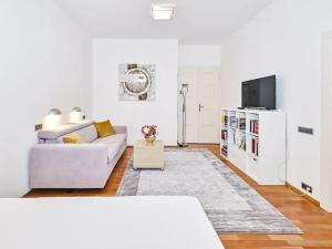 Pronájem bytu 2+kk, Praha - Staré Město, Haštalská, 56 m2