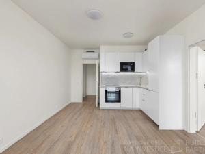 Pronájem bytu 2+kk, Praha - Hloubětín, Laponská, 52 m2