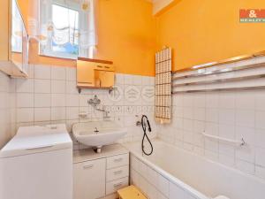 Prodej bytu 2+1, Děčín - Děčín II-Nové Město, Benešovská, 54 m2