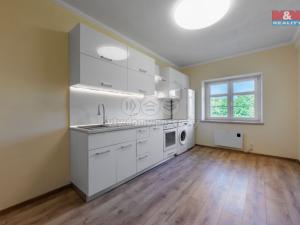 Prodej bytu 2+kk, Karlovy Vary - Bohatice, U Trati, 35 m2