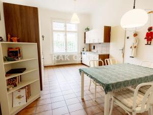 Prodej vily, Praha - Strašnice, Mrštíkova, 300 m2