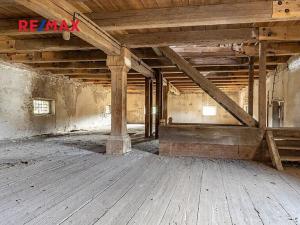 Prodej zemědělské usedlosti, Počedělice, 2500 m2