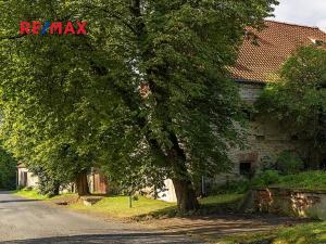 Prodej zemědělské usedlosti, Počedělice, 2500 m2