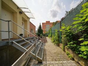 Pronájem bytu 1+kk, Praha - Michle, Michelská, 27 m2