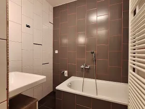 Pronájem bytu 2+kk, Praha - Vršovice, Finská, 55 m2