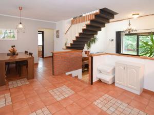 Prodej rodinného domu, Jevany, U Potoka, 246 m2