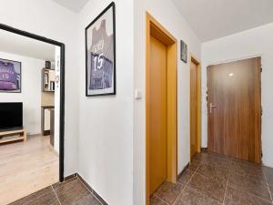 Prodej bytu 2+kk, Praha - Kobylisy, Frýdlantská, 45 m2