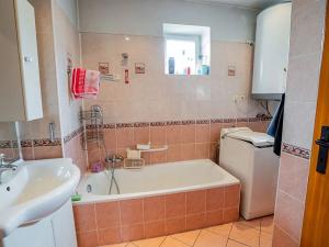 Prodej rodinného domu, Pěnčín, 100 m2