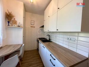 Prodej bytu 3+1, Kopřivnice, Dukelská, 64 m2