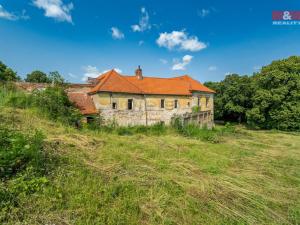 Prodej historického objektu, Zvoleněves, 5000 m2