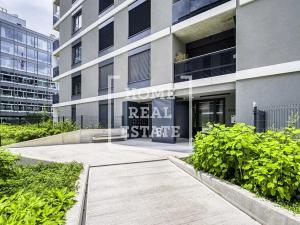 Prodej bytu 1+kk, Praha - Karlín, Sokolova, 34 m2