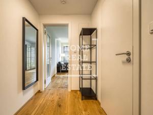 Prodej bytu 1+kk, Praha - Karlín, Sokolova, 34 m2