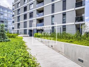 Prodej bytu 1+kk, Praha - Karlín, Sokolova, 34 m2