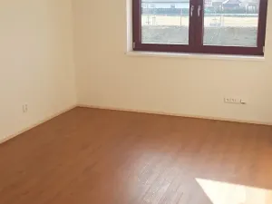 Pronájem rodinného domu, Jesenice, Jarní, 160 m2