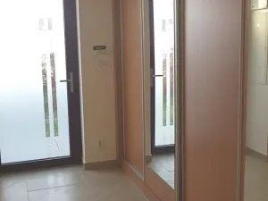 Pronájem rodinného domu, Jesenice, Jarní, 160 m2