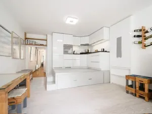 Prodej bytu 1+kk, Praha - Karlín, Rohanské nábřeží, 73 m2