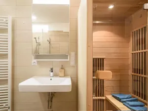 Prodej bytu 1+kk, Praha - Karlín, Rohanské nábřeží, 73 m2