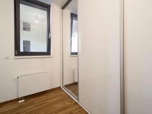 Prodej bytu 1+kk, Praha - Karlín, Rohanské nábřeží, 73 m2