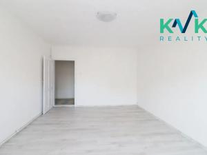 Prodej bytu 2+1, Karlovy Vary, Sokolovská, 80 m2