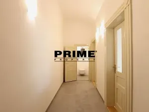 Pronájem bytu 1+kk, Praha - Vinohrady, Krkonošská, 43 m2