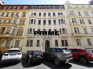 Pronájem bytu 1+kk, Praha - Vinohrady, Krkonošská, 43 m2