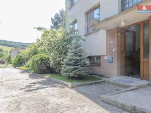 Prodej bytu 3+1, Pitín, 74 m2
