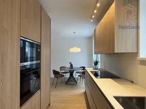 Prodej bytu 6+kk a větší, Praha - Újezd nad Lesy, Barchovická, 163 m2