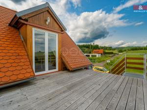 Prodej rodinného domu, Ostružno, 245 m2