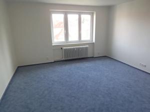 Pronájem bytu 2+1, Praha - Hloubětín, Chvalská, 55 m2