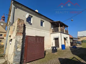 Prodej komerční nemovitosti, Droužkovice, Rudé armády, 600 m2