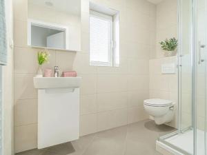 Pronájem bytu 1+kk, Praha - Vysočany, Lisabonská, 24 m2