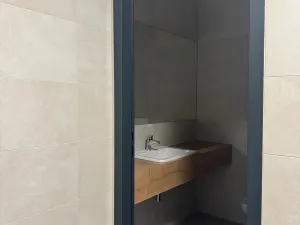 Pronájem kanceláře, Brno, Starobrněnská, 106 m2