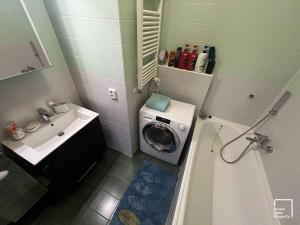 Prodej bytu 3+kk, Praha - Kbely, Pod Nouzovem, 70 m2