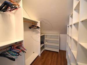 Prodej rodinného domu, Česká Ves, Haškova, 190 m2