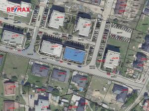 Pronájem bytu 1+kk, Velký Osek, U hřiště, 34 m2