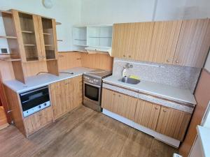 Prodej bytu 2+1, Příbram, Bratří Čapků, 55 m2