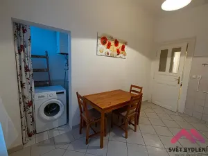 Pronájem bytu 2+1, Praha - Karlín, Sokolovská, 66 m2