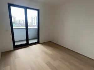 Pronájem bytu 2+kk, Praha, V třešňovce, 57 m2