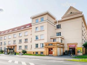 Prodej bytu 2+kk, Praha - Vysočany, Novovysočanská, 55 m2