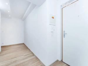 Prodej bytu 2+kk, Praha - Vysočany, Novovysočanská, 55 m2