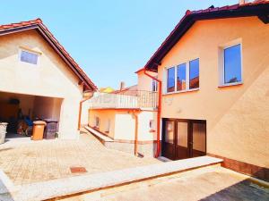 Prodej rodinného domu, Netolice, 240 m2