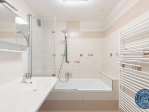 Pronájem bytu 3+kk, Praha - Žižkov, Jeseniova, 72 m2