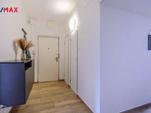 Prodej bytu 3+1, Orlová - Lutyně, Vnitřní, 74 m2