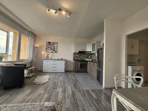 Pronájem bytu 1+kk, Brno - Bohunice, Švermova, 30 m2