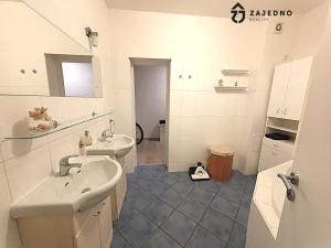 Pronájem bytu 3+kk, Telnice, 85 m2