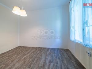 Prodej bytu 2+1, Aš, U Nádraží, 62 m2
