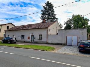 Prodej rodinného domu, Dobřenice, 351 m2